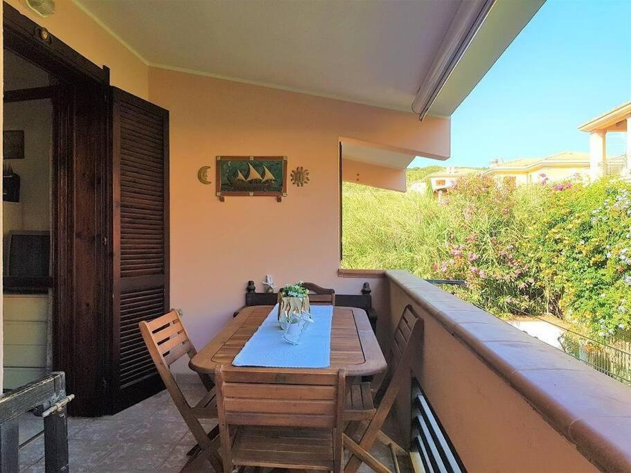 Apartamento Elia'S House In The Beautiful Sardegna Villasimius Exterior foto